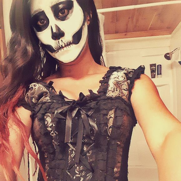 Meet your Posher, Angie - Picture 1 of 1